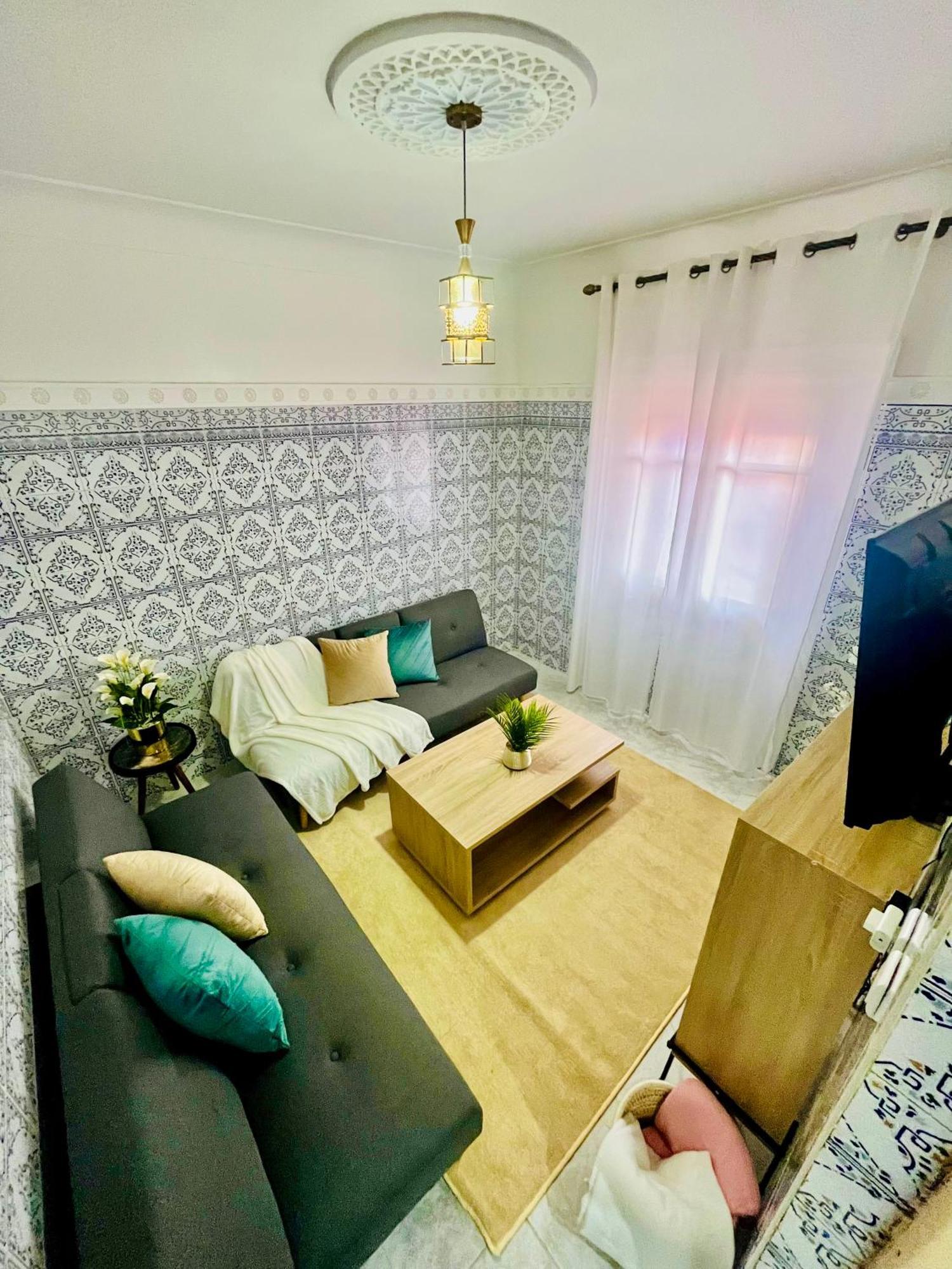 Appartement Apartment With Ac And A Nice Private Terrace Appartement Climatise Avec Une Jolie Terrasse Privee Marrakesh