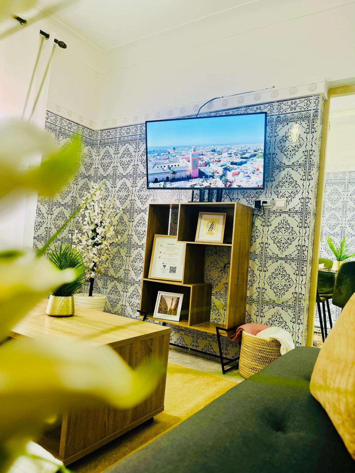 Appartement Apartment With Ac And A Nice Private Terrace Appartement Climatise Avec Une Jolie Terrasse Privee Marrakesh