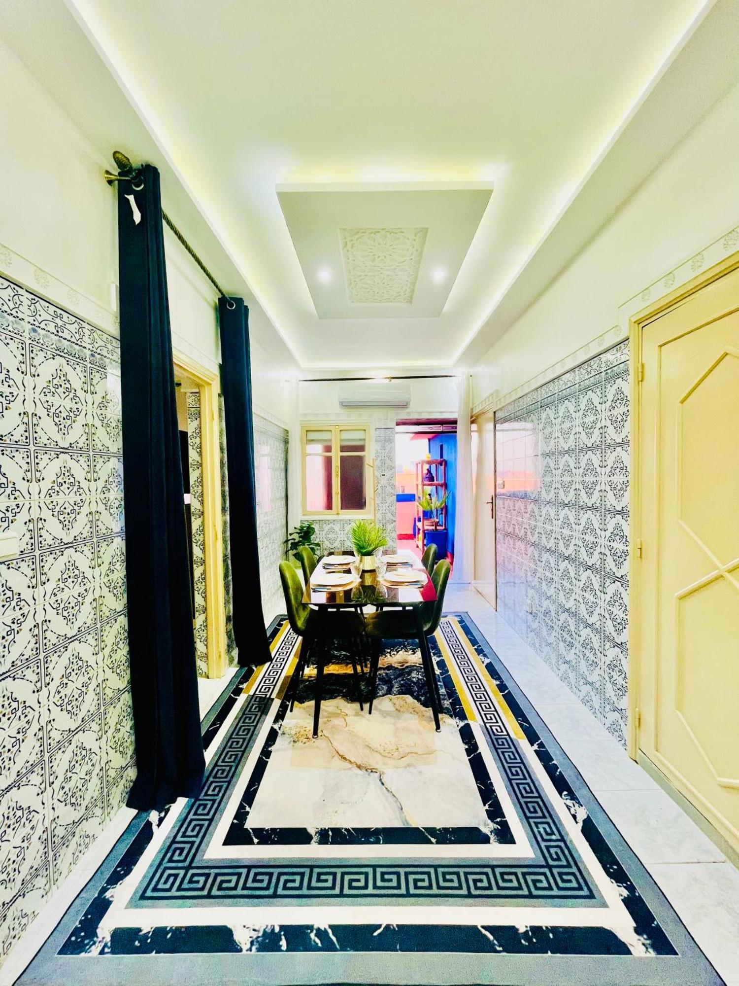 With Private Terrace&parking Avec Jolie Terrasse Privée Et Parking Marrakesh